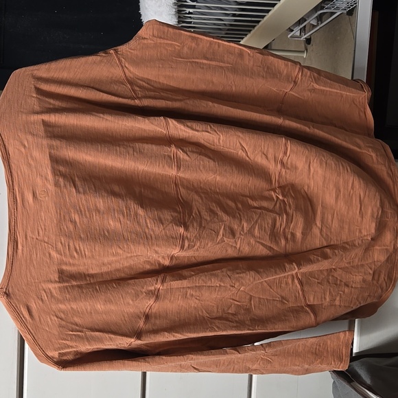 Lululemon Back In Action - Picture 4 of 4